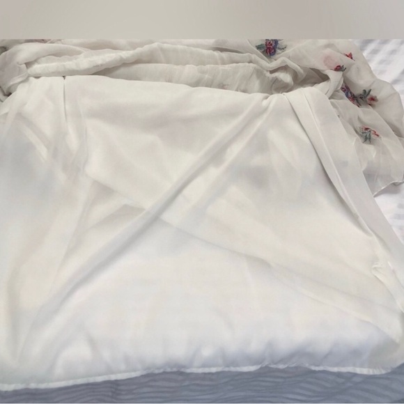 Zara White Ruffle Tiered Floral Embroidered Aztec Bloom Babydoll Dress Large - Picture 9 of 16